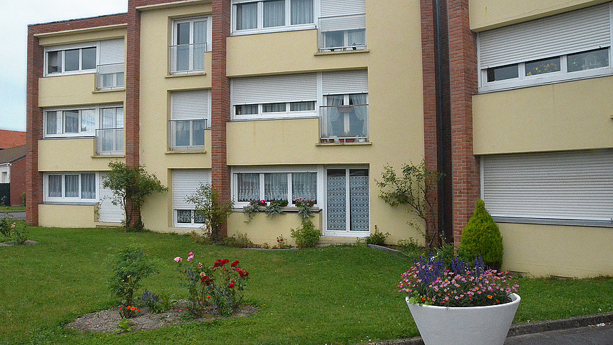 Façade de la résidence autonomie Filieris Louis Voisin