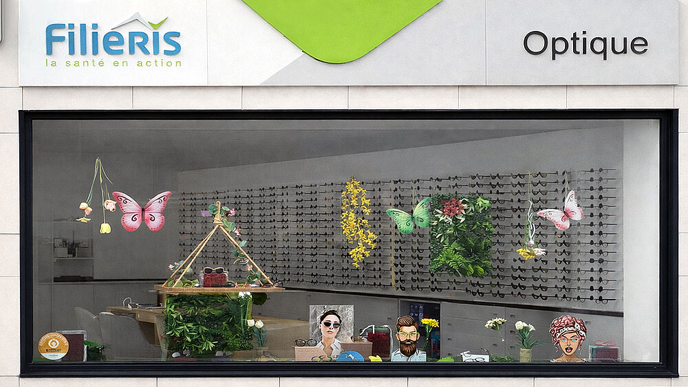 Façade et vue sur l'intérieur du magasin Filieris Optique