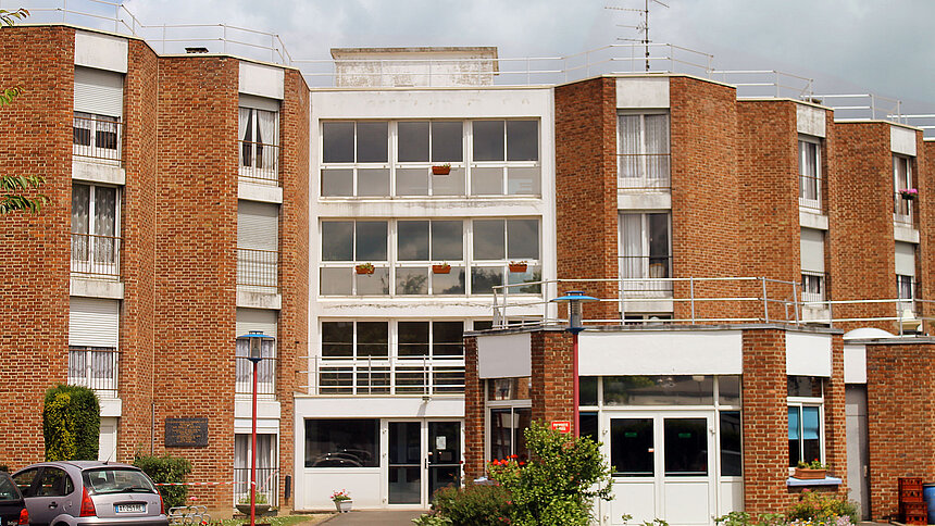 Façade de la résidence autonomie Filieris Guy Mollet